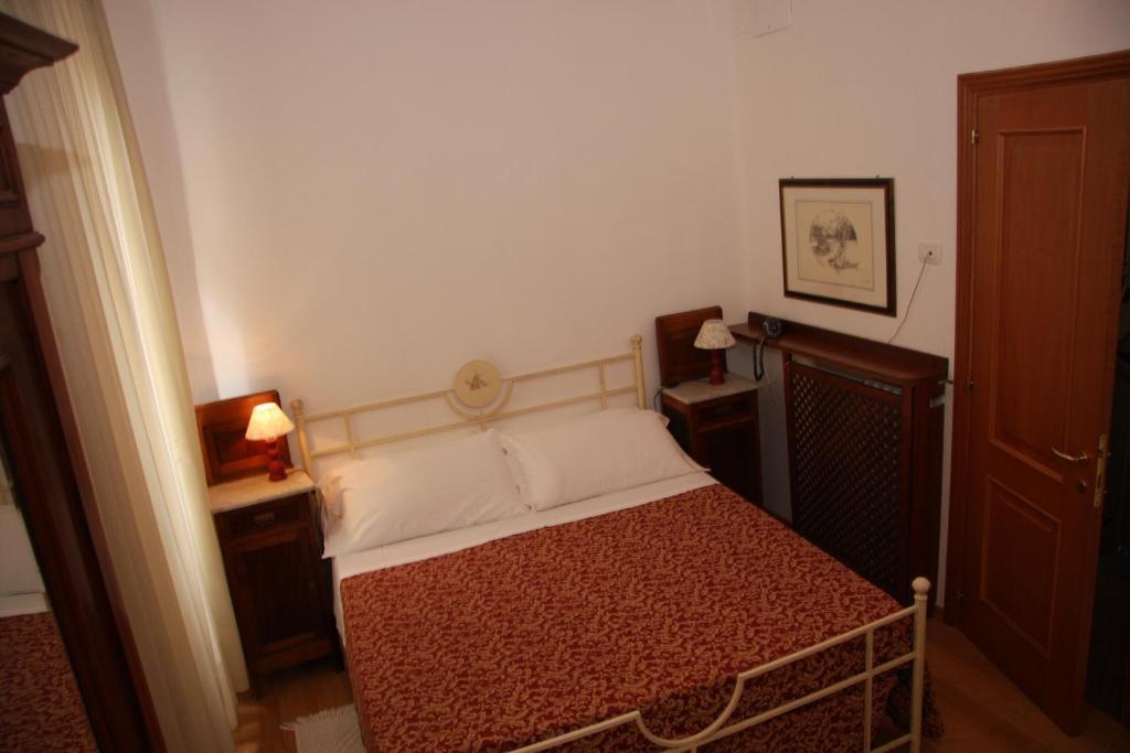 Hotel Morlacchi Perugia Habitación foto